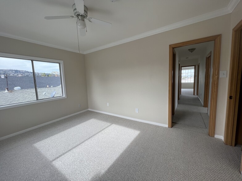 Back bedroom - 831 W 3rd St