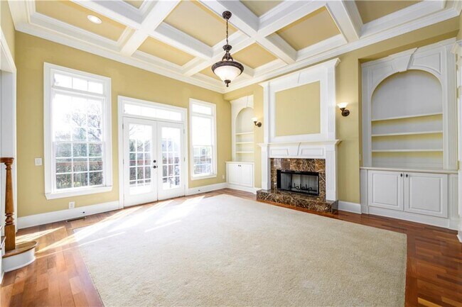 Building Photo - 2770 Shumard Oak Dr