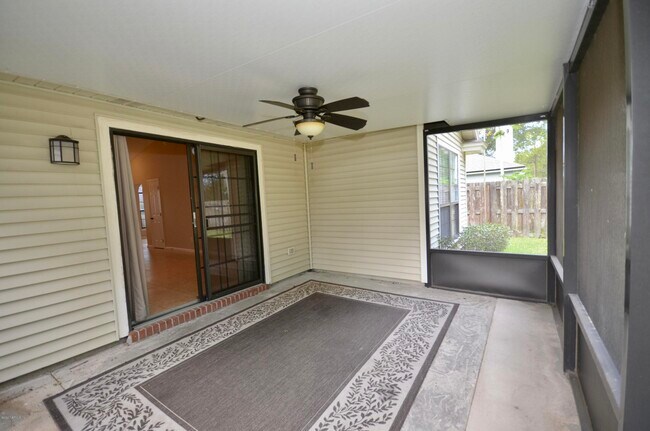 Building Photo - 2521 Glade Springs Dr