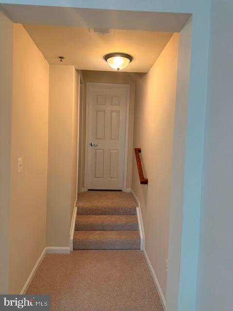 Building Photo - 7047 Huntley Run Pl