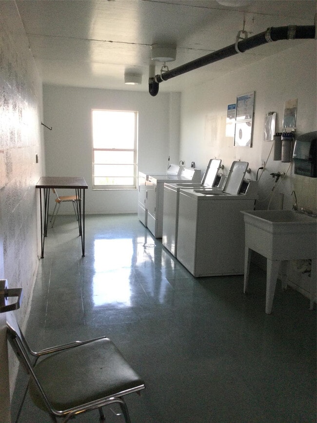 Building Photo - 777 S Federal Hwy