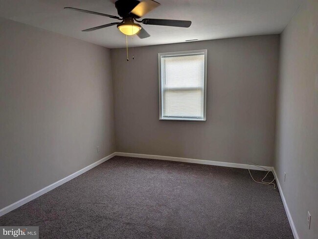 Building Photo - 8034 Craig St