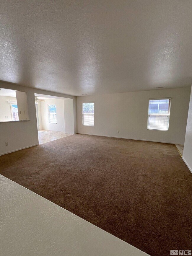 Building Photo - 9648 Autumn Leaf Way