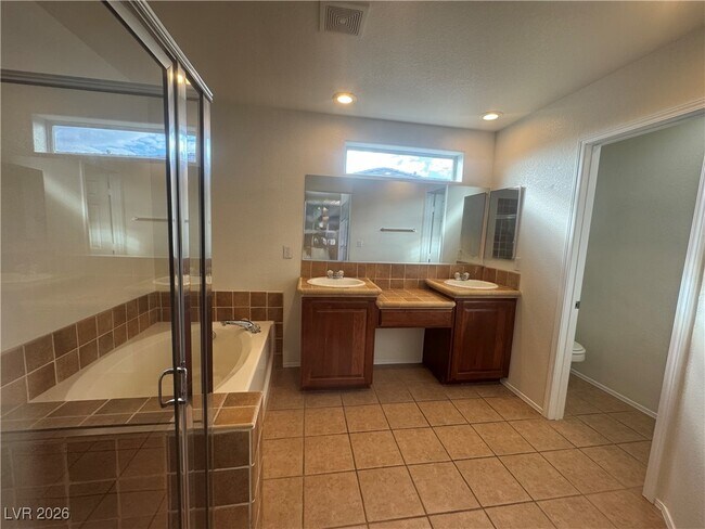 Building Photo - 9983 Alder Springs Ct