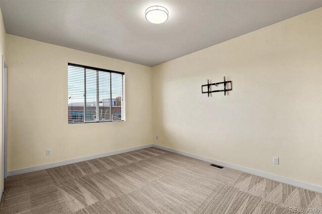 Building Photo - 6763 Morrison Dr