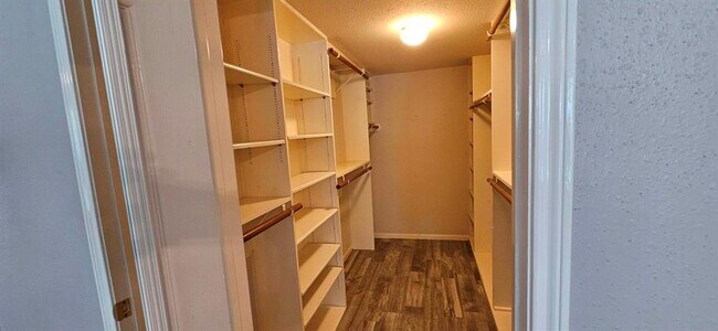 Building Photo - 14602 Coolridge Ct