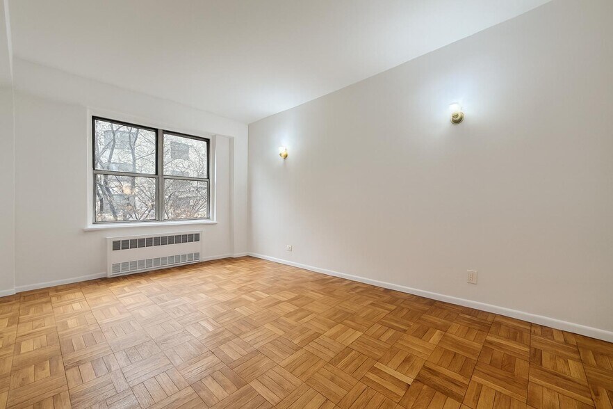 Building Photo - 66 Overlook Terrace