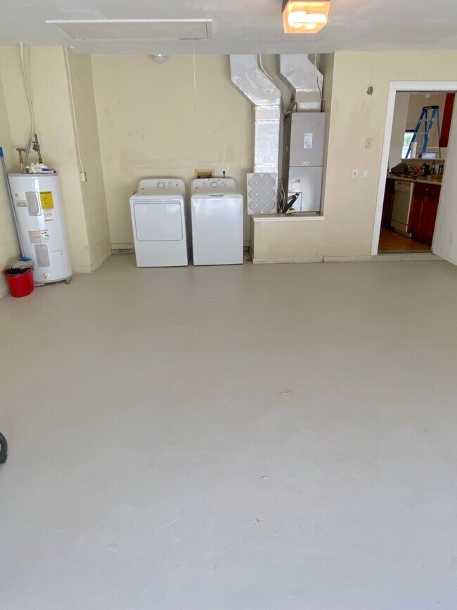 Building Photo - 4 Prosperity Ln