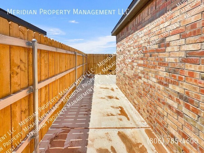 Building Photo - 5862 Virginia-