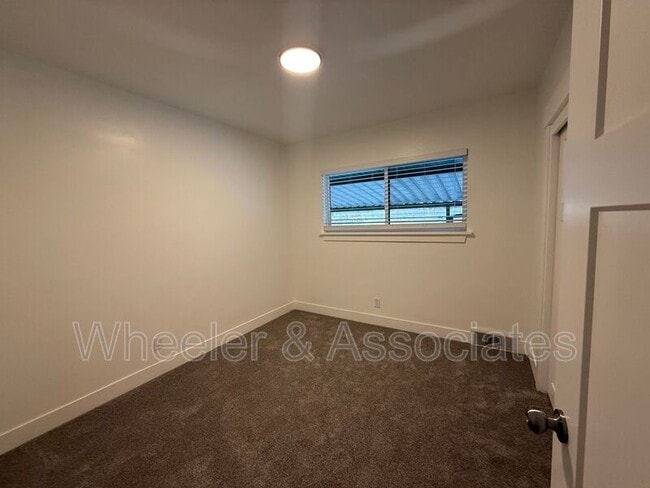 Building Photo - 3714 Brinker Ave