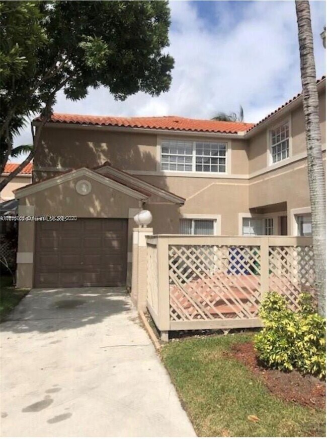 Primary Photo - 11047 Longboat Dr