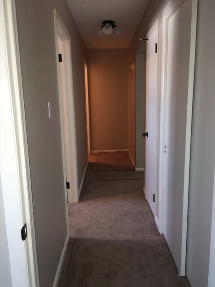 Hallway to bedrooms - 3643 N Front St