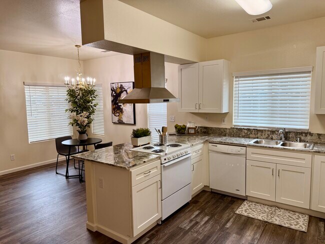 Building Photo - Ashley Estates