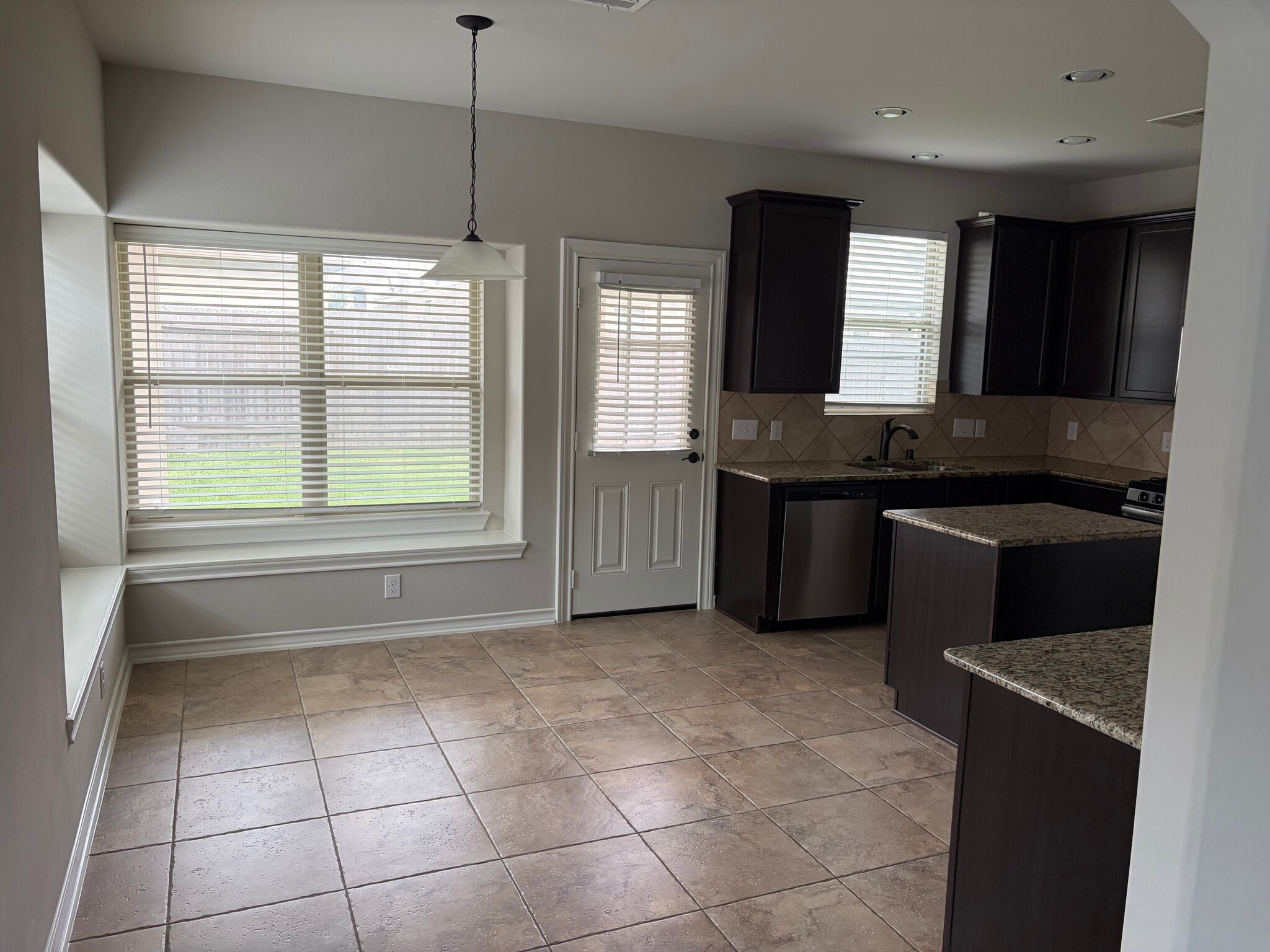 Building Photo - 3634 Diamond Creek Dr