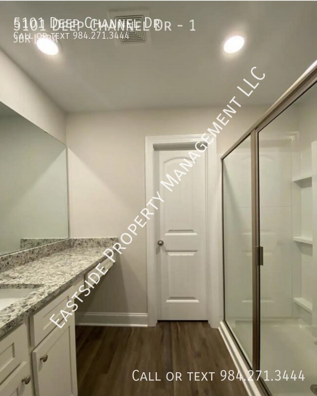 Building Photo - 5101 Deep Channel Dr