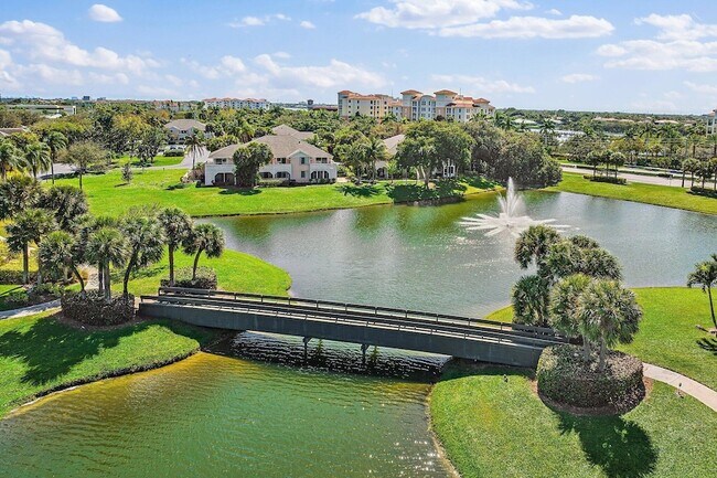 Building Photo - 353 S US Hwy 1