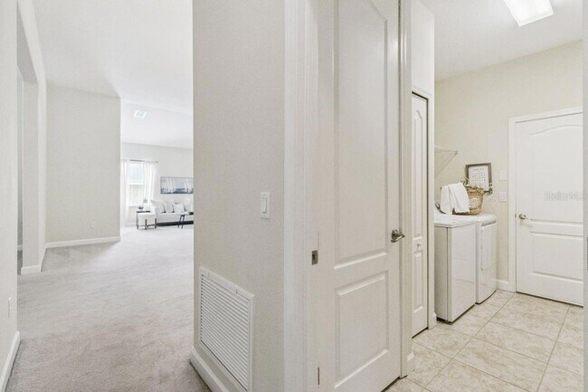 Building Photo - 5832 Tarleton Way