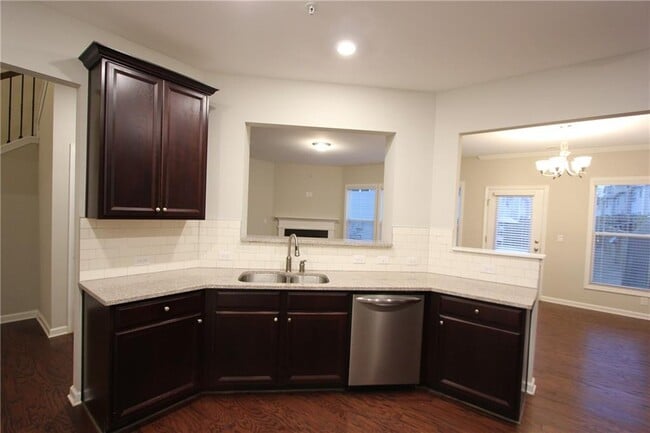 Building Photo - 1260 Elderwood Way