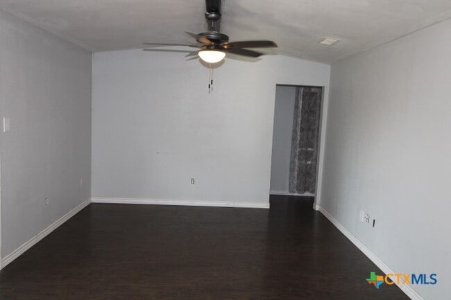 Building Photo - 905 N 19th St