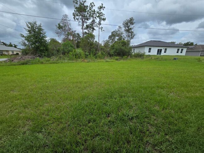 Building Photo - 2776 SW 142nd Ln