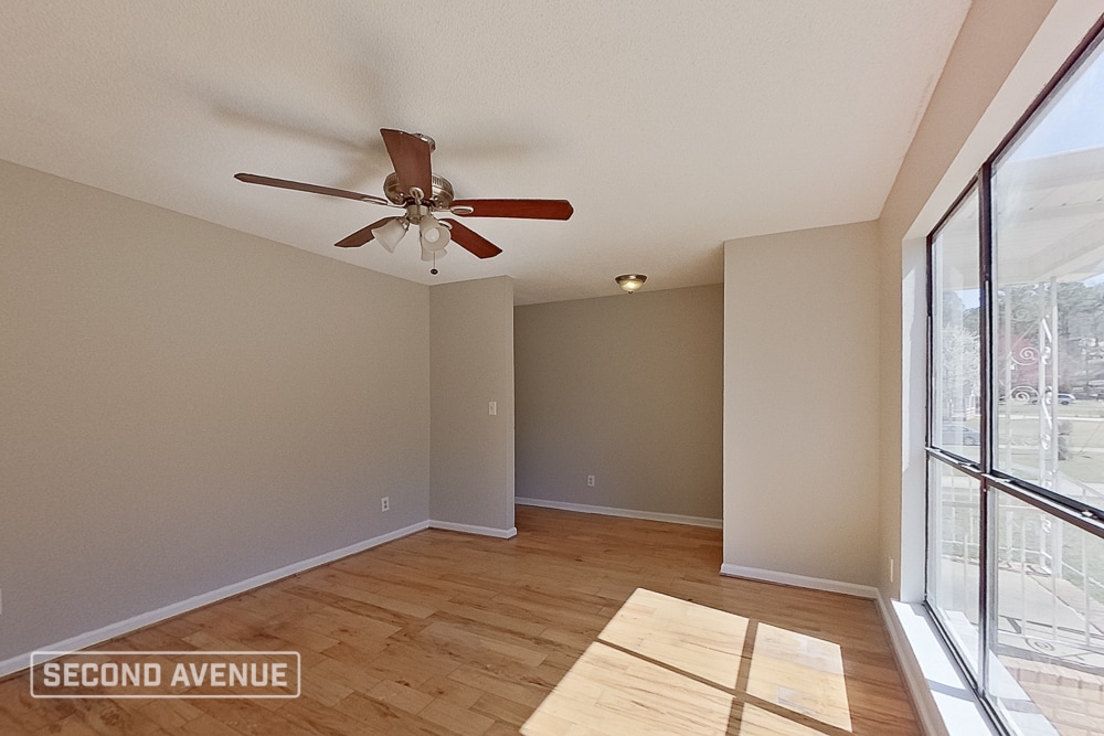 Building Photo - 434 15th Terrace NW