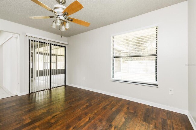 Building Photo - 709 Del Rio Way