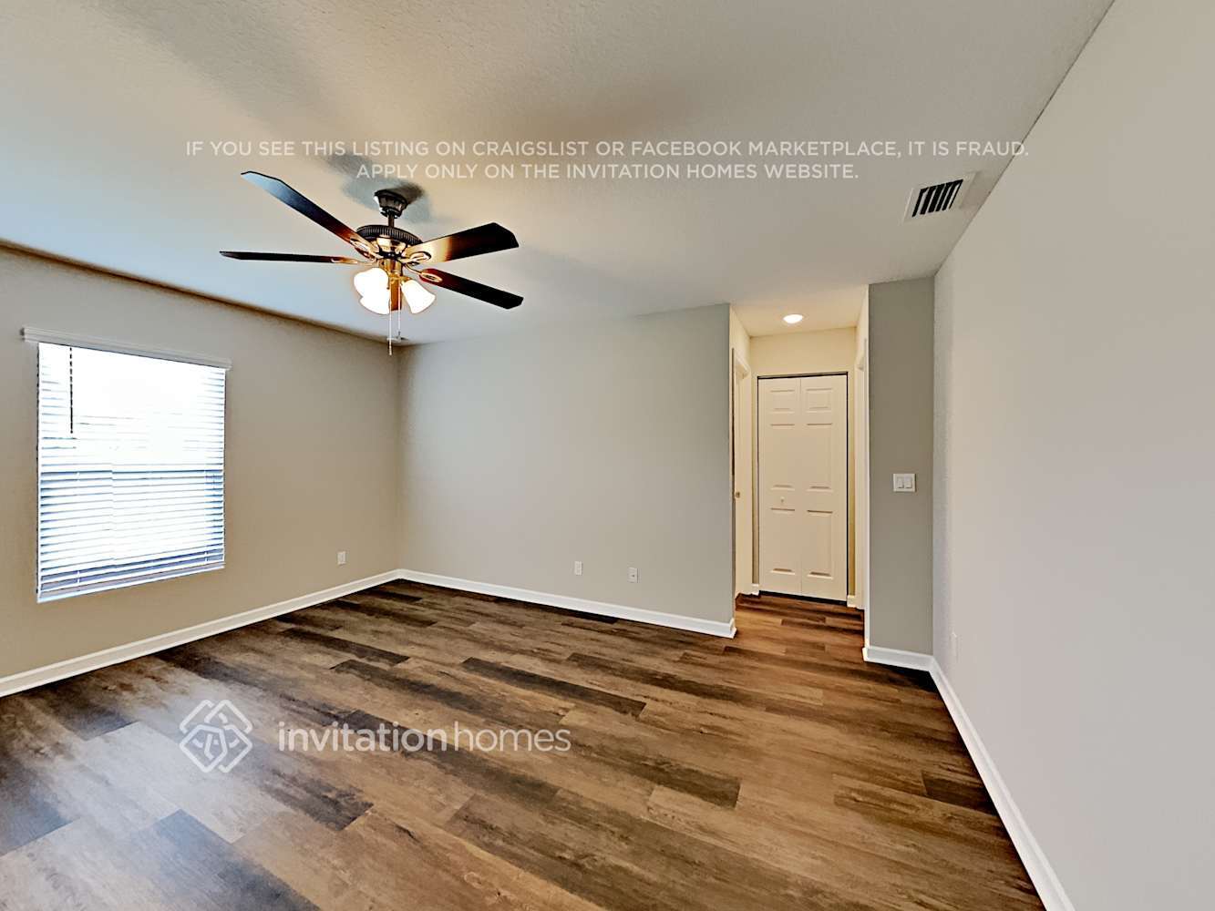 Building Photo - 347 NW Bayshore Blvd