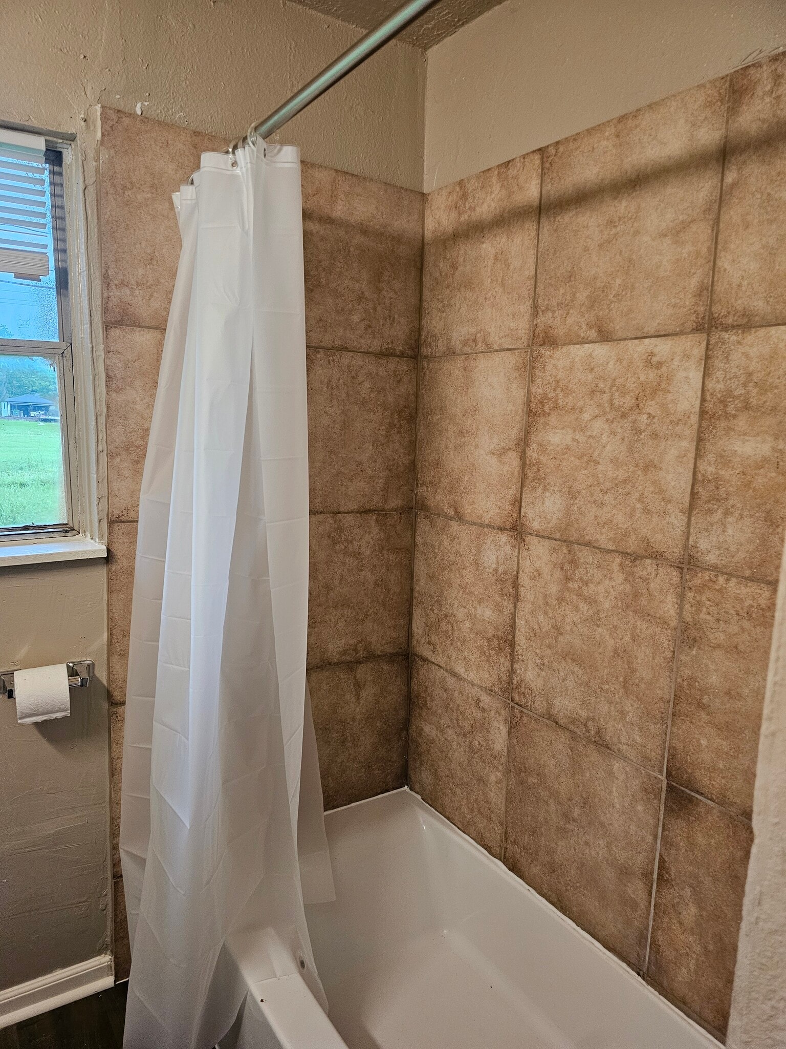 Building Photo - 3021 Sunbeam St