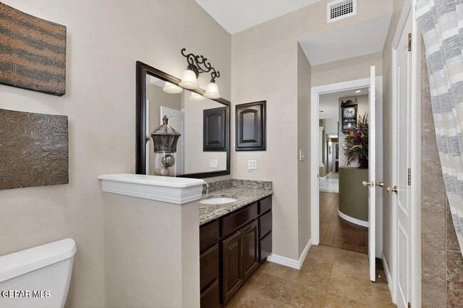 Building Photo - 6909 Desert Canyon Dr