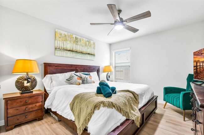 Building Photo - 26268 Astral Wy