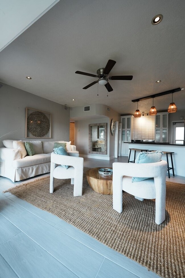 Building Photo - Affordable 3BR Home in Winter Park – Prime Location & Move-In Ready!