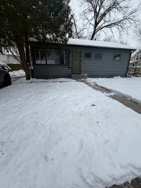 Building Photo - 1914 Wustum Ave