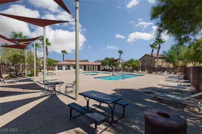 Building Photo - 1164 Campassole Ct