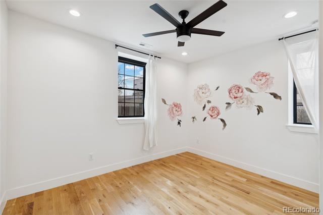 Building Photo - 475 Galapago St