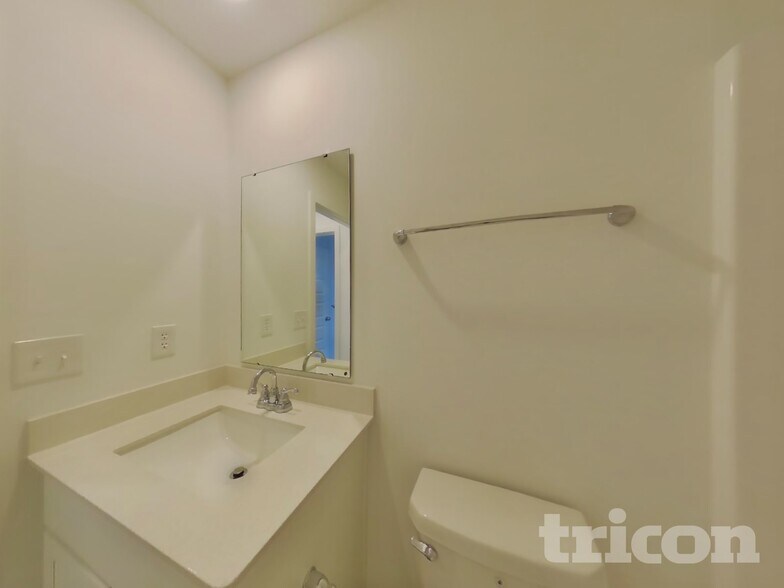 Building Photo - 11904 Moorfield Ln