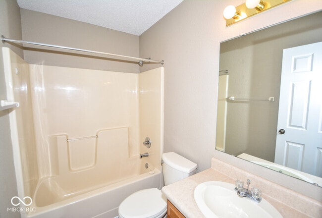 Building Photo - 8177 Amarillo Dr