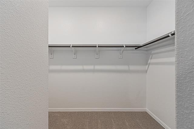 Building Photo - 801 Leavenworth Dr