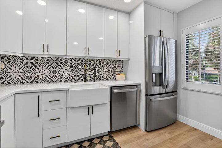 Building Photo - 21650 Juego Cir