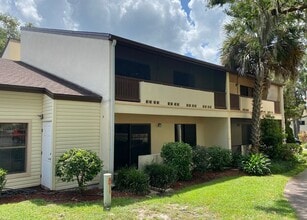 Building Photo - 1/1 Updated Condo In Heart Of Ocala