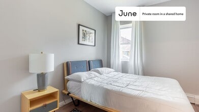 Building Photo - Room in Shared 4 bed/2 bath home