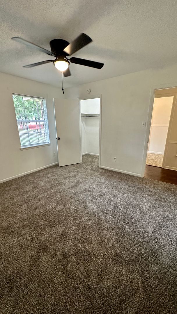 Building Photo - South Tyler! Beautifully Updated 3 Bedroom...