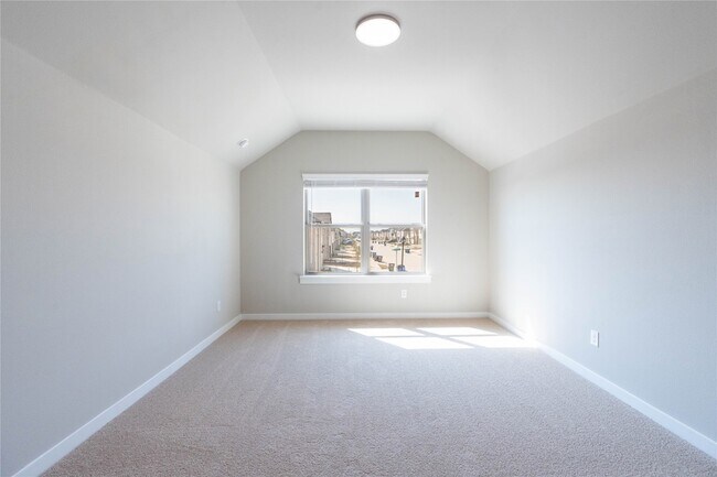 Building Photo - 712 Melody Hl Dr