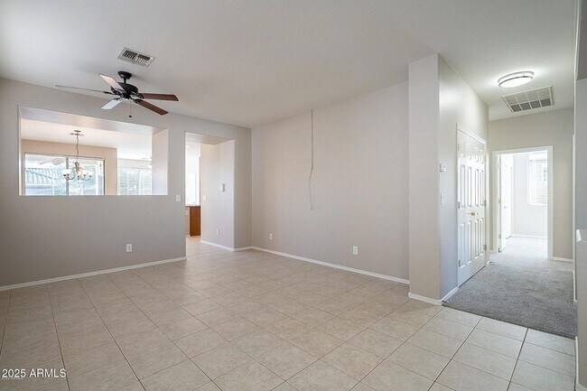 Building Photo - 39802 N Cross Timbers Way