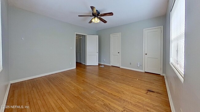 Building Photo - 1234 Lasalle St