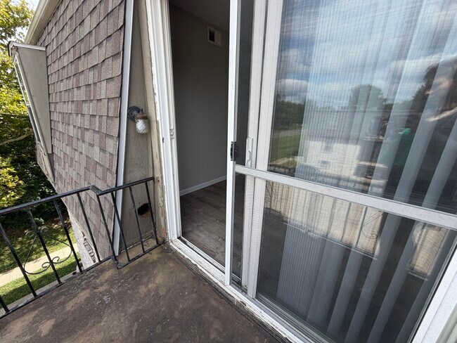 Building Photo - 3408 Balboa Ln