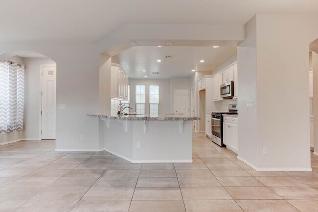 Building Photo - 5641 Sagamore Canyon St