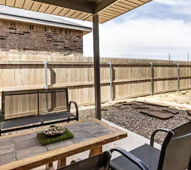 Building Photo - 2016 132nd St