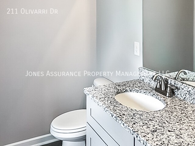 Building Photo - 211 Olivarri Dr