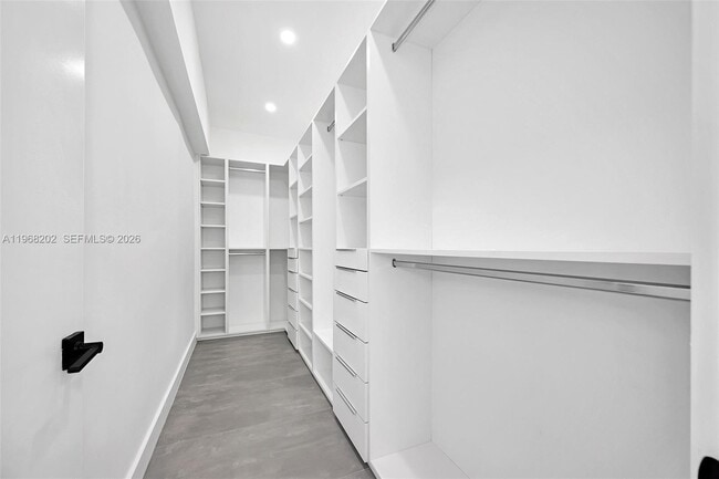 Building Photo - 1854 SW 17th St