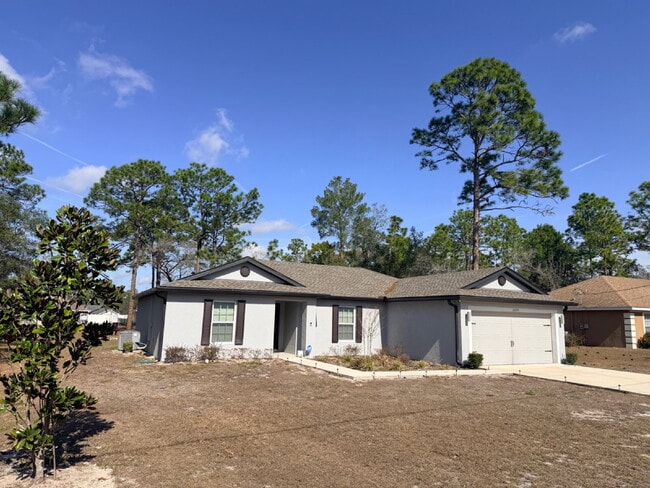 Building Photo - Beautiful 3 Bedroom, 2 Bathroom, 2 Car Garage home for rent in Royal Highlands on .46 acres!